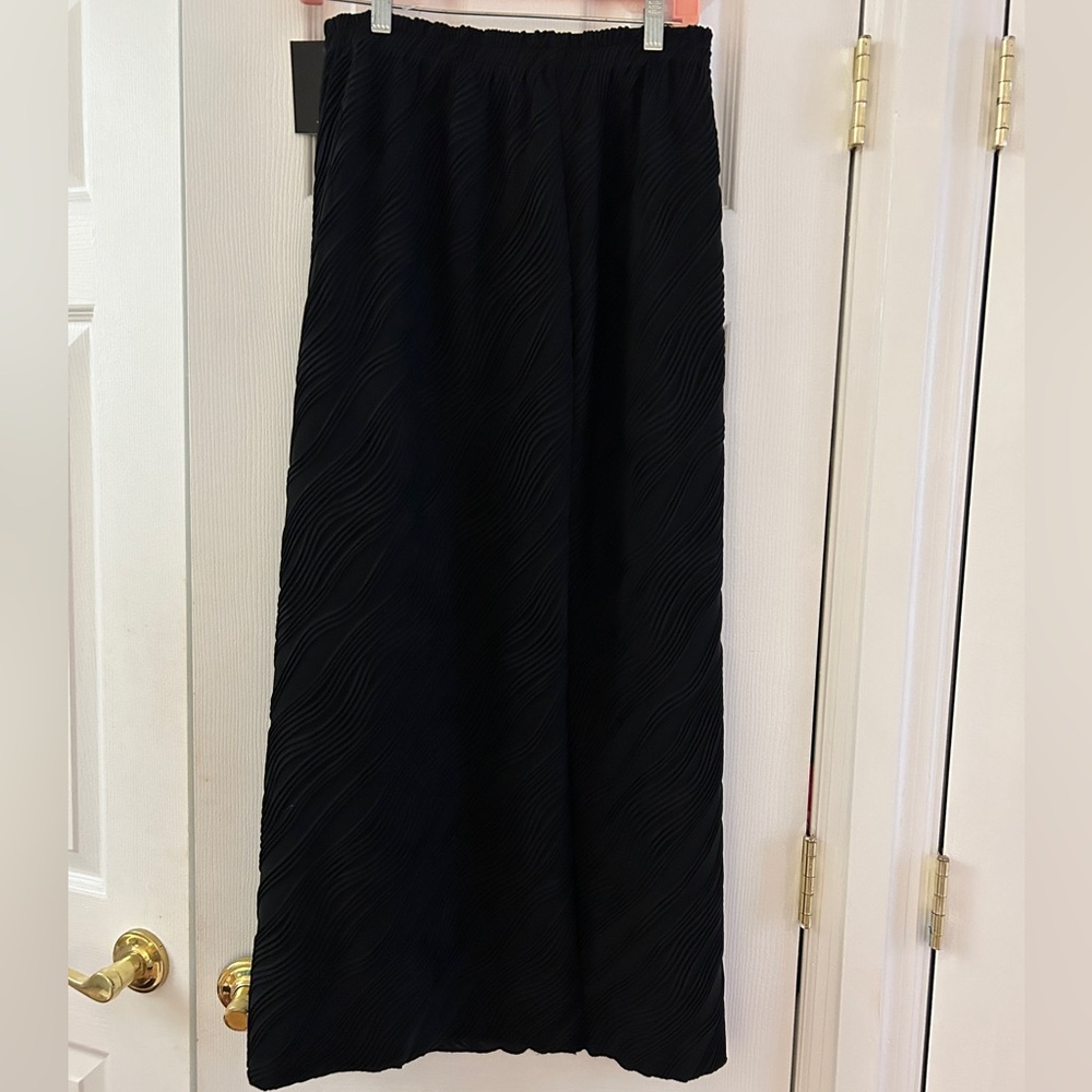 IC by Connie K Black rippled textured Maxi Skirt nwt M